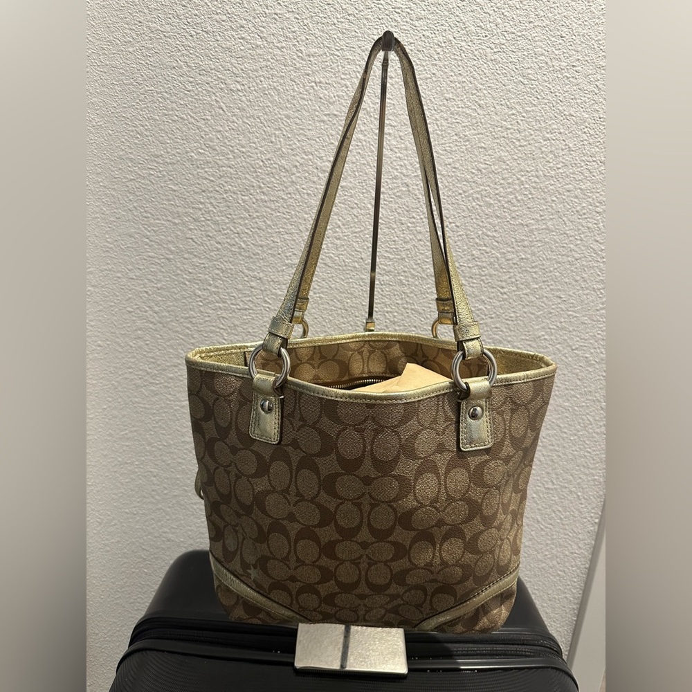 Coach Heritage Star Print Light Brown/Gold Double Handle Tote & Cardholer - Picture 4 of 14
